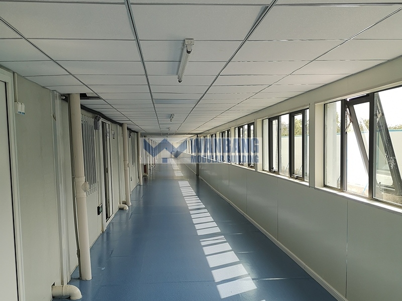 Emergency shelter container house